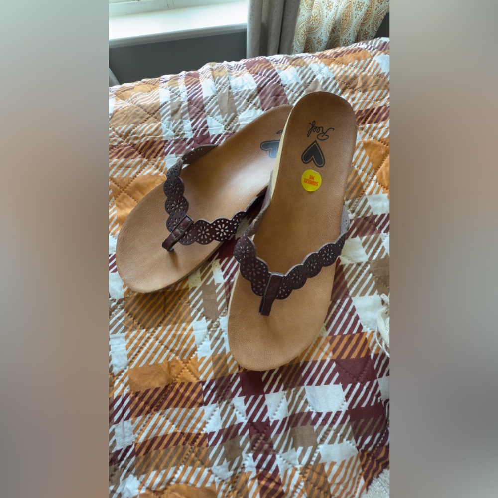 Reef Brown Cutout Sandals